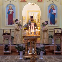 8 февраля. Божественная литургия.