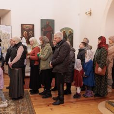 8 февраля. Божественная литургия.