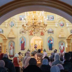 8 февраля. Божественная литургия.