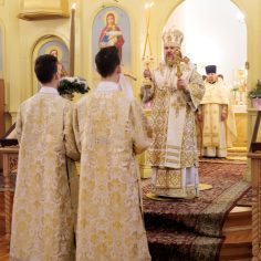 11 января. Божественная литургия архиерейским чином.