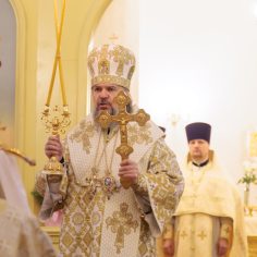11 января. Божественная литургия архиерейским чином.