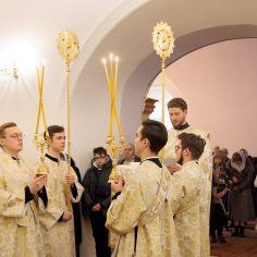 11 января. Божественная литургия архиерейским чином.