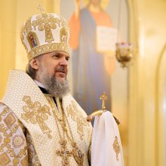 11 января. Божественная литургия архиерейским чином.