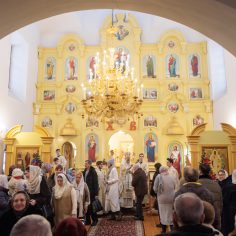 11 января. Божественная литургия архиерейским чином.
