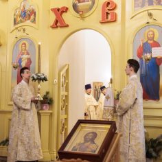 11 января. Божественная литургия архиерейским чином.