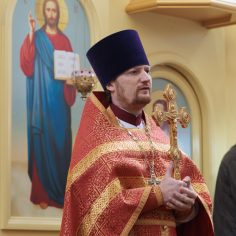 11 мая. Божественная литургия.