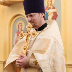 Божественная литургия в день памяти свт. Василия Великого.