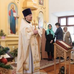 Божественная литургия в день памяти свт. Василия Великого.
