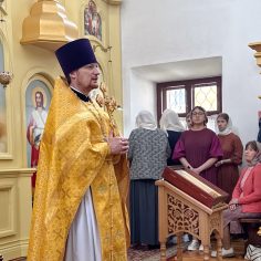 15 июня. Божественная литургия.
