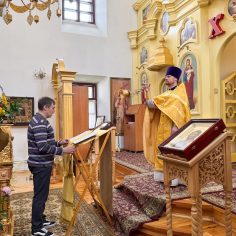 15 июня. Божественная литургия.