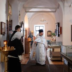 18 января. Крещенский сочельник. Божественная литургия.