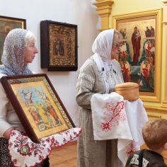 22 апреля. Память Иверской иконы Божией Матери.